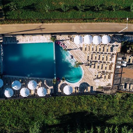 L'Invidia Hotel Novaci-Străini Екстериор снимка